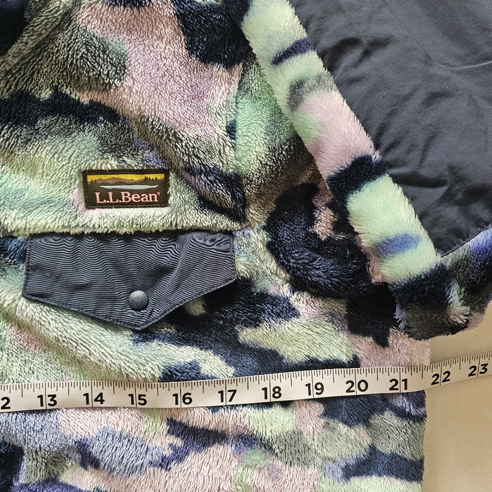 LL Bean Hi Pile Fleece Jacket M Camo Full Zip Cozy Outdoorsy Granola  Gorpcore - Picture 14 of 15